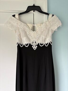 Vintage 90s Scott McClintock Goth Lace Gown Victorian Vampy Off Shoulder Formal